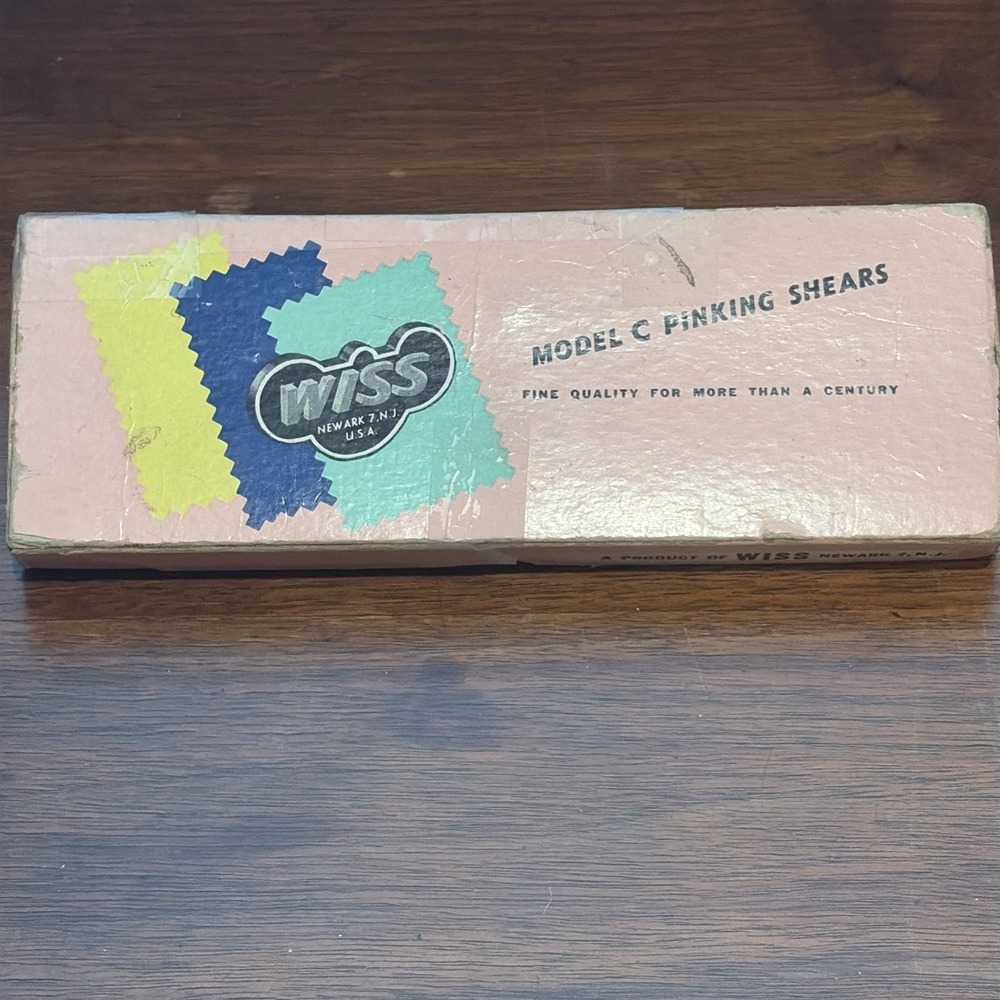 Vintage WISS MODEL C Pinking Shears CB 7 Scissors In Original Box